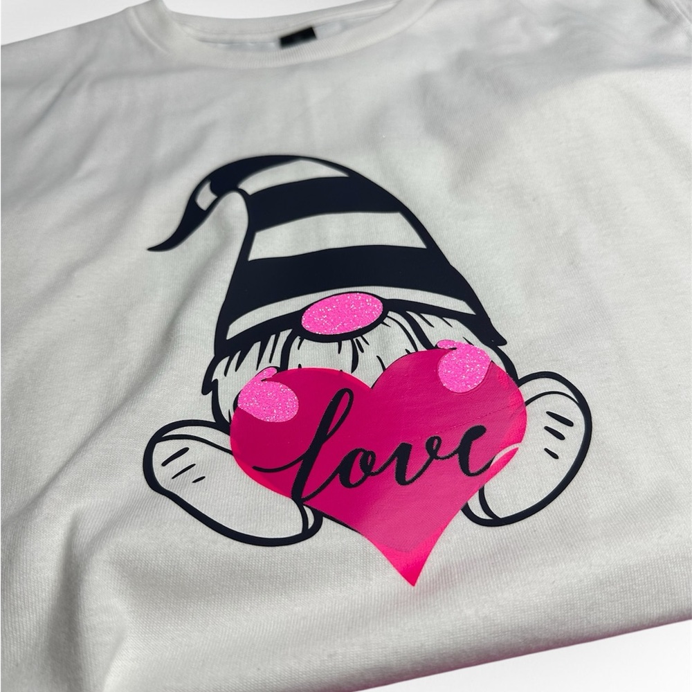 Gnome Love Heart Graphic Tee